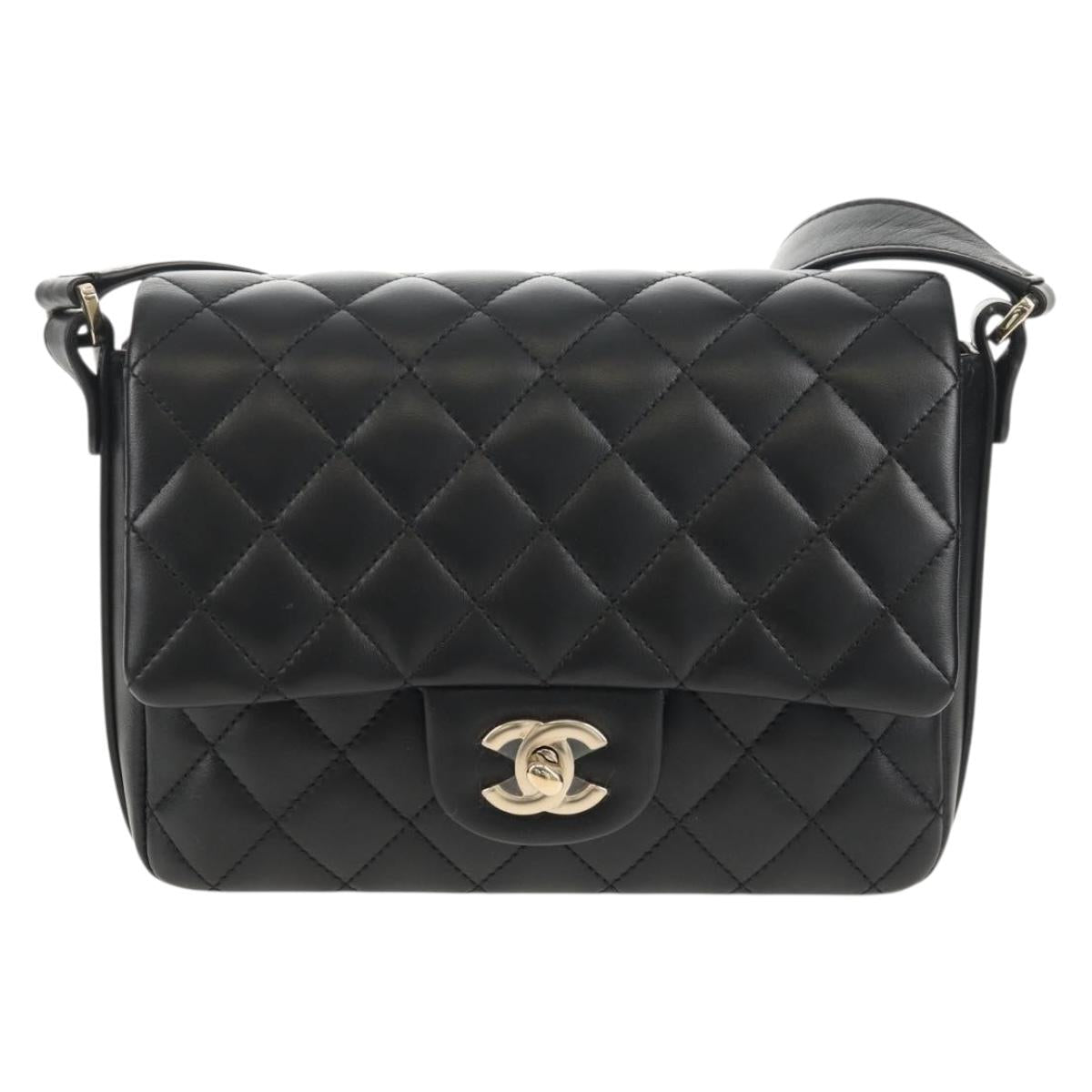 CHANEL Shoulder Bag Lamb Skin Black Gold CC Auth 148655SM