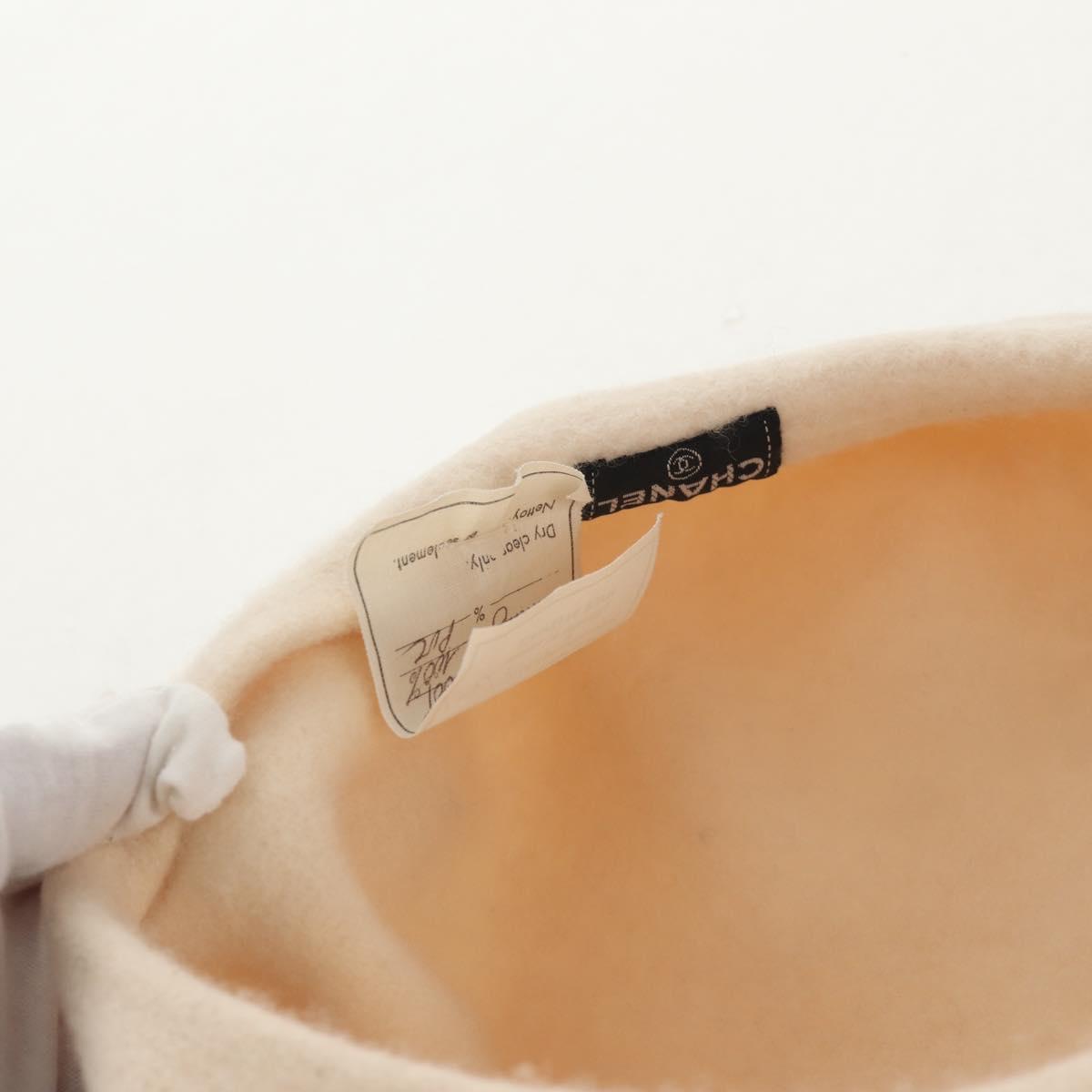 CHANEL Camellia Beret Cap Wool Cream CC Auth 148661M