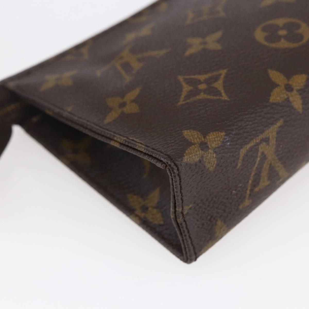 LOUIS VUITTON Monogram Poche Toilette 15 Pouch M47546 LV Auth 148774