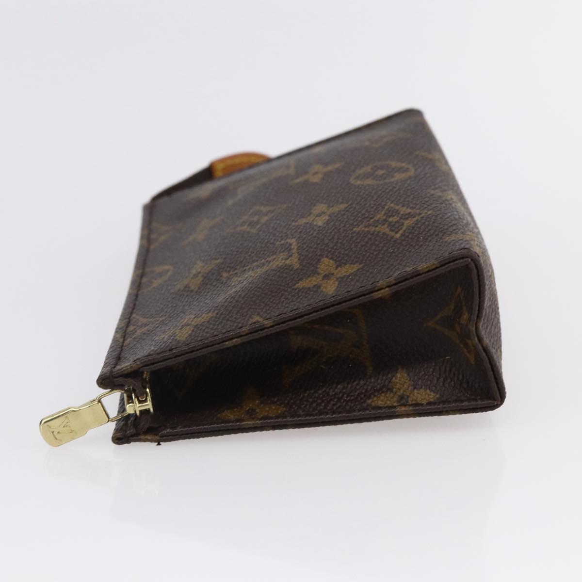 LOUIS VUITTON Monogram Poche Toilette 15 Pouch M47546 LV Auth 148774