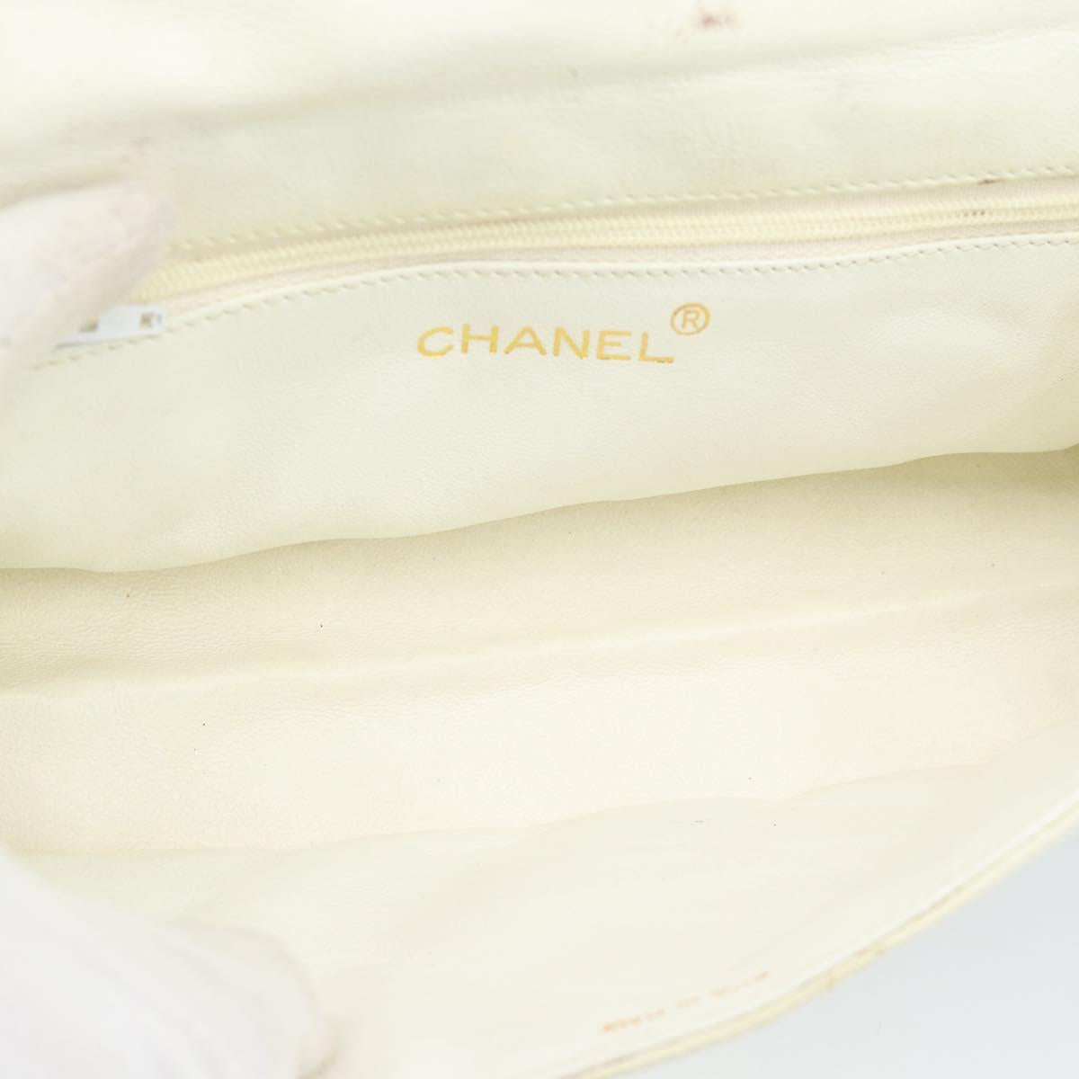 CHANEL Matelasse Chain Shoulder Bag Lamb Skin White Gold CC Auth 148797