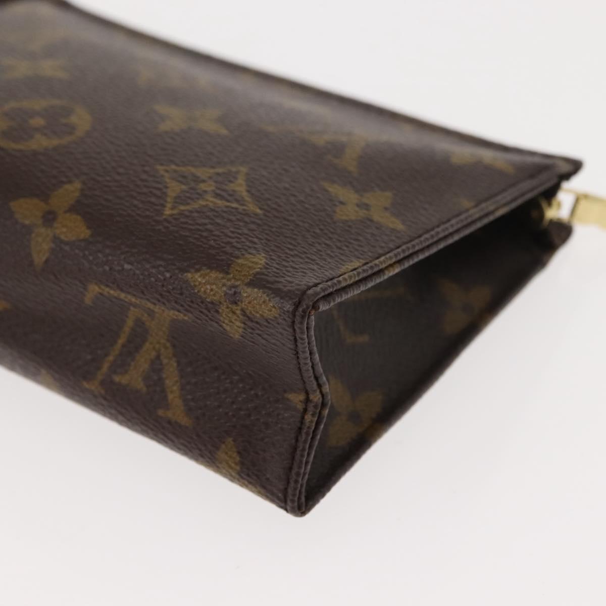 LOUIS VUITTON Monogram Poche Toilette 15 Pouch M47546 LV Auth 148928