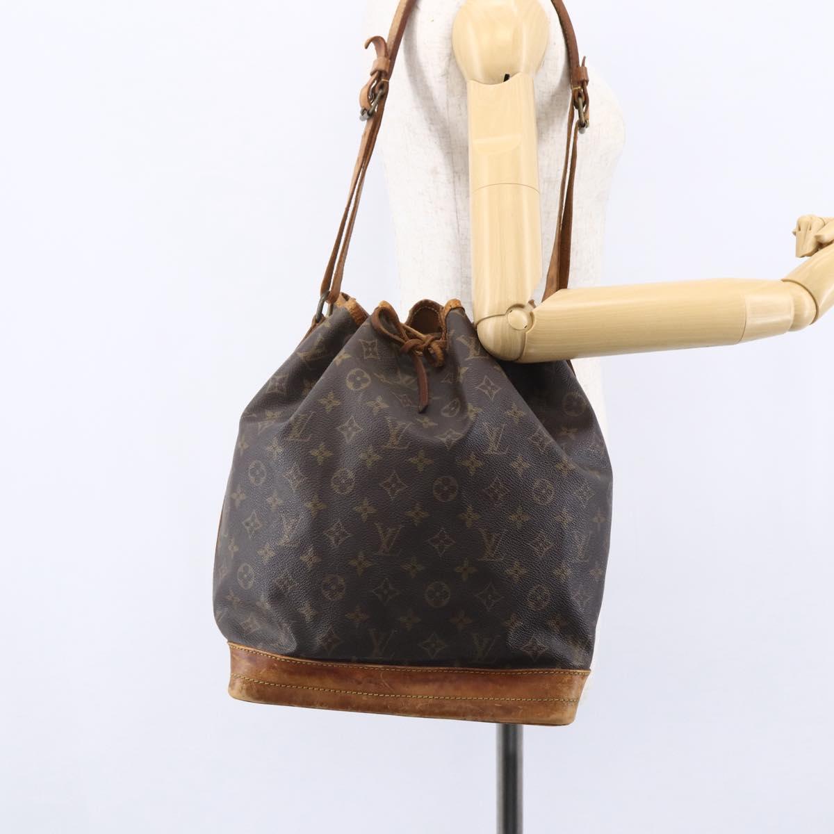 LOUIS VUITTON Monogram Noe Shoulder Bag M42224 LV Auth 149030