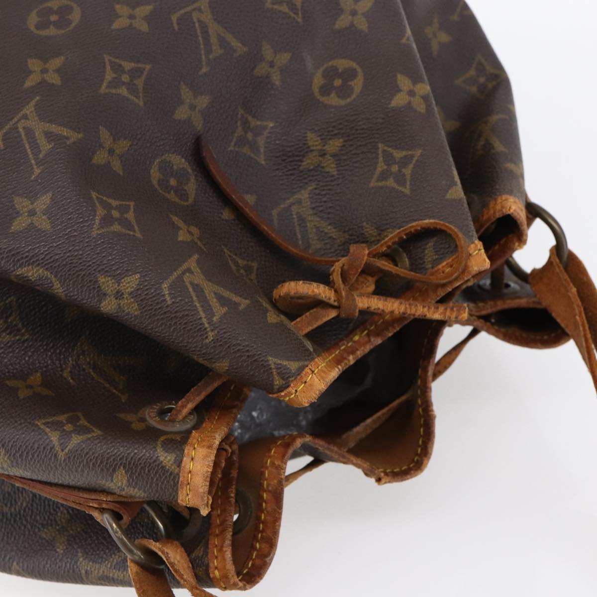 LOUIS VUITTON Monogram Noe Shoulder Bag M42224 LV Auth 149030