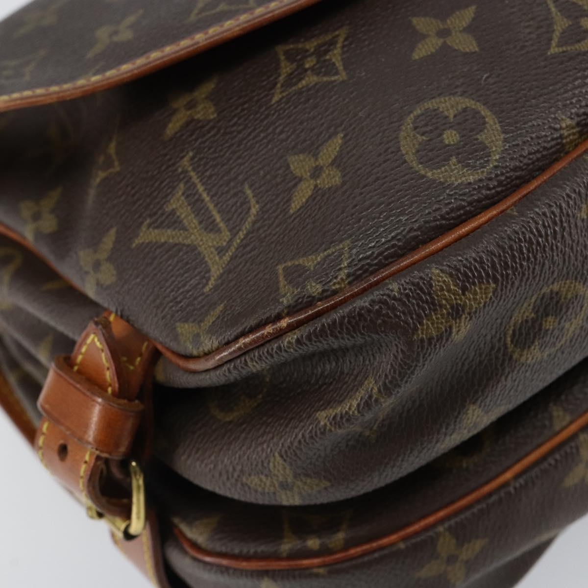LOUIS VUITTON Monogram Saumur 30 Shoulder Bag M42256 LV Auth 149330