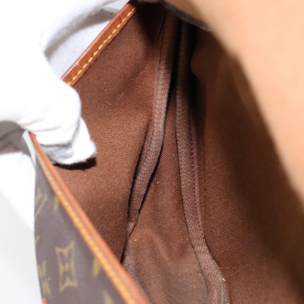 LOUIS VUITTON Monogram Saumur 30 Shoulder Bag M42256 LV Auth 149330