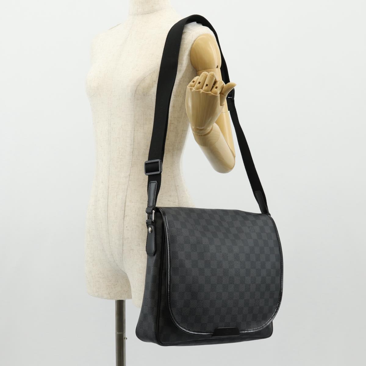 LOUIS VUITTON Damier Graphite Daniel MM Shoulder Bag N58029 LV Auth 149464V