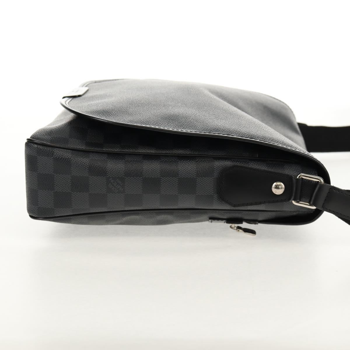 LOUIS VUITTON Damier Graphite Daniel MM Shoulder Bag N58029 LV Auth 149464V