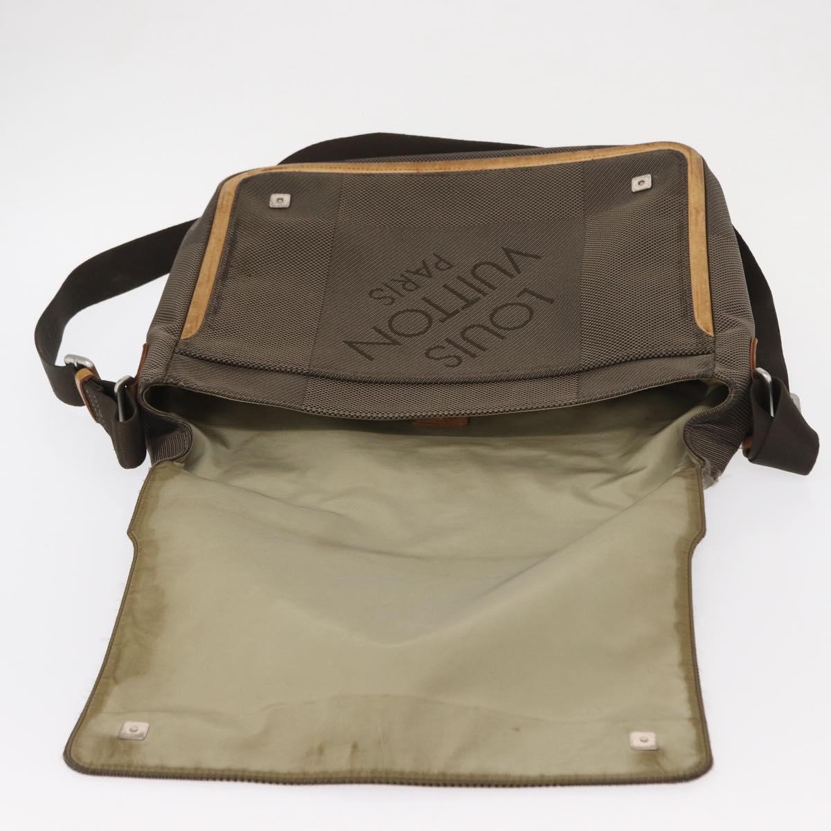 LOUIS VUITTON Damier Geant Messager Shoulder Bag Tail M93030 LV Auth 149506