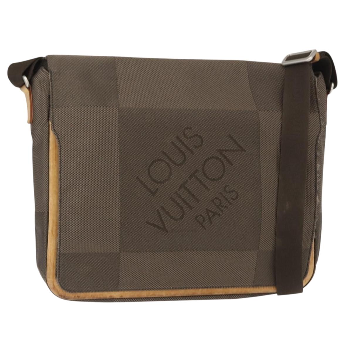 LOUIS VUITTON Damier Geant Messager Shoulder Bag Tail M93030 LV Auth 149506