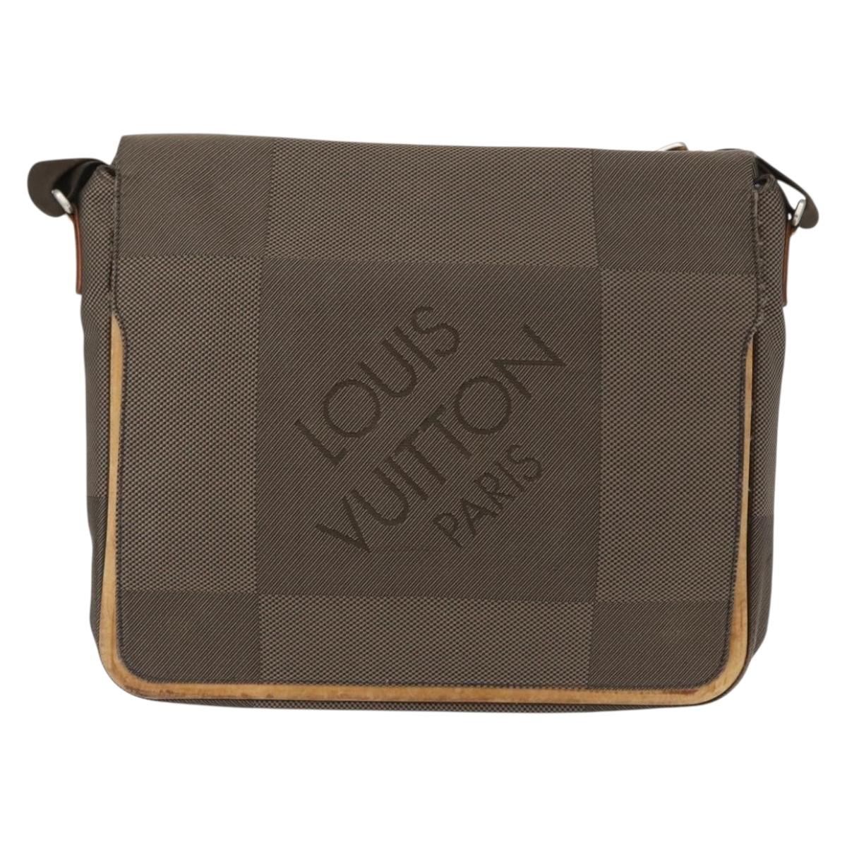 LOUIS VUITTON Damier Geant Messager Shoulder Bag Tail M93030 LV Auth 149506