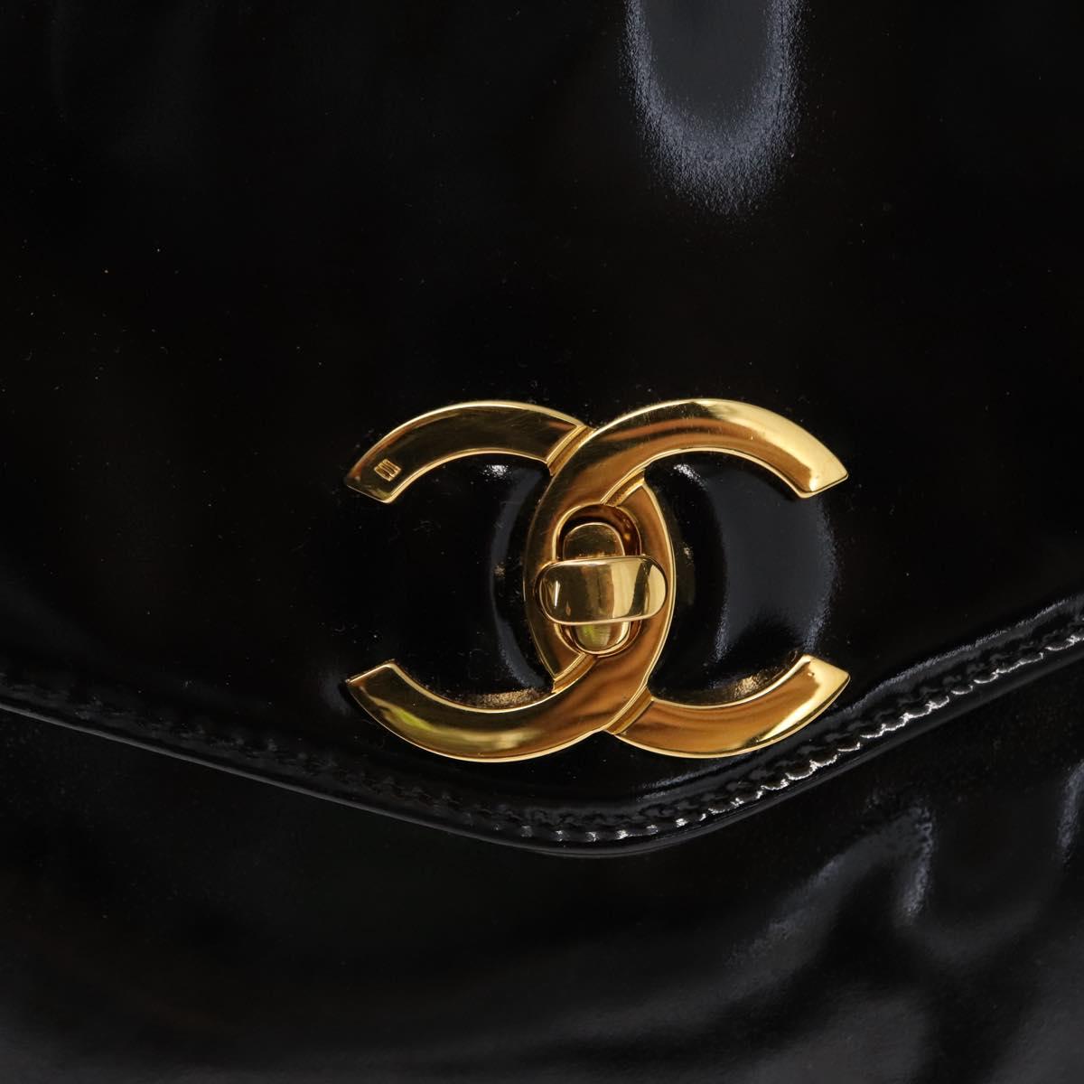 CHANEL Chain Shoulder Bag Patent leather Black Gold CC Auth 149519