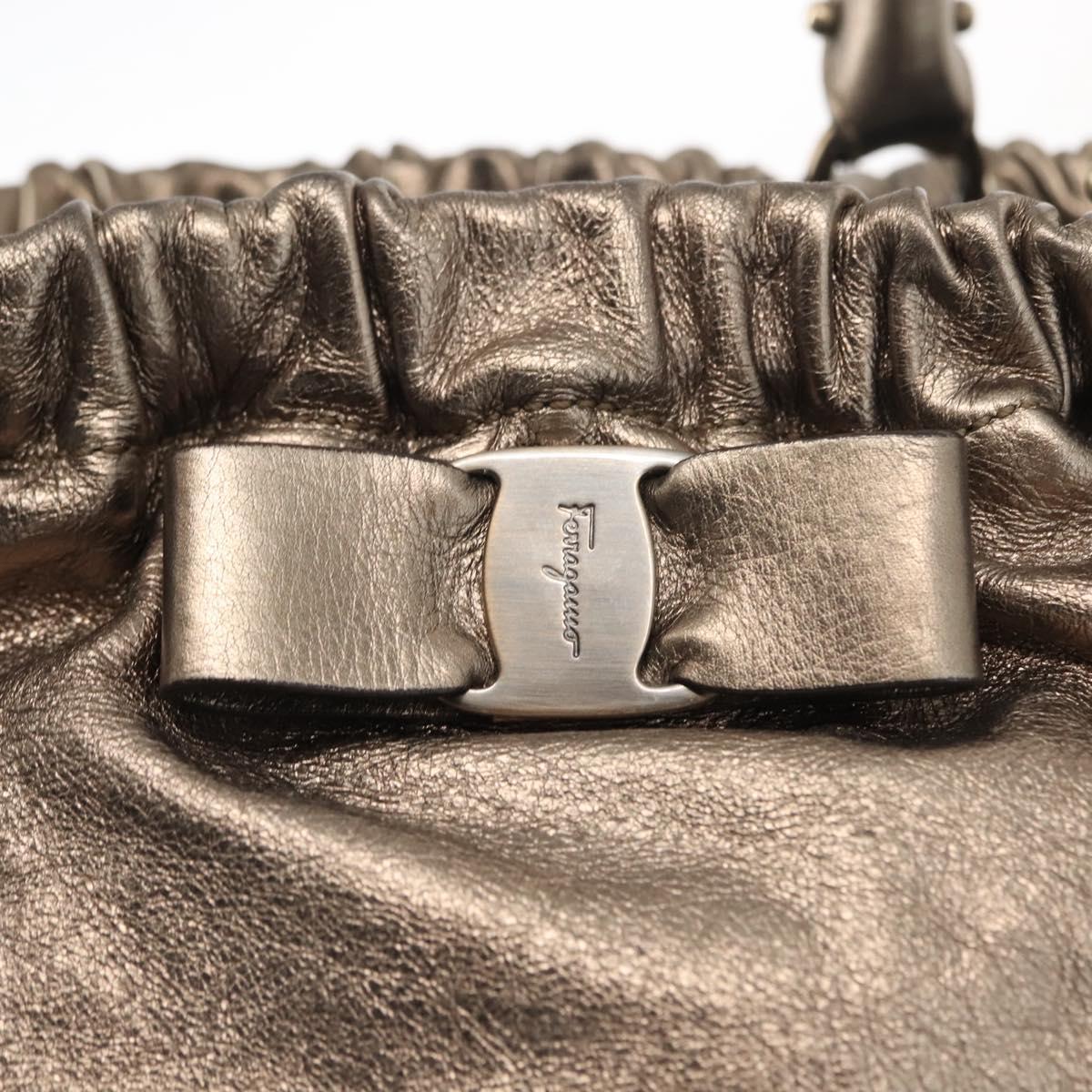 Salvatore Ferragamo Vala Shoulder Bag Leather Gold tone Auth 149548