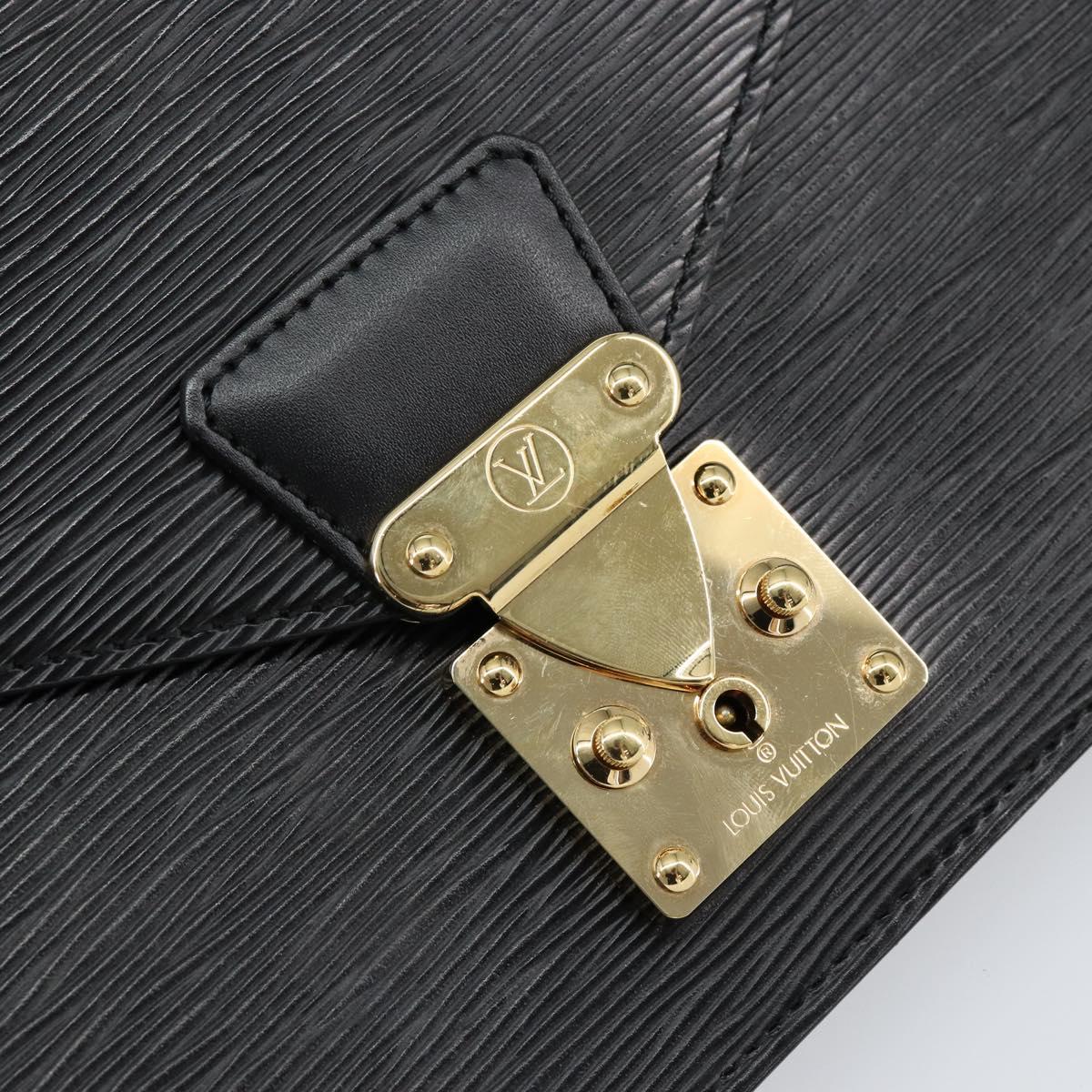 LOUIS VUITTON Epi Serie Dragonne Clutch Bag Black Noir M52612 LV Auth 149598