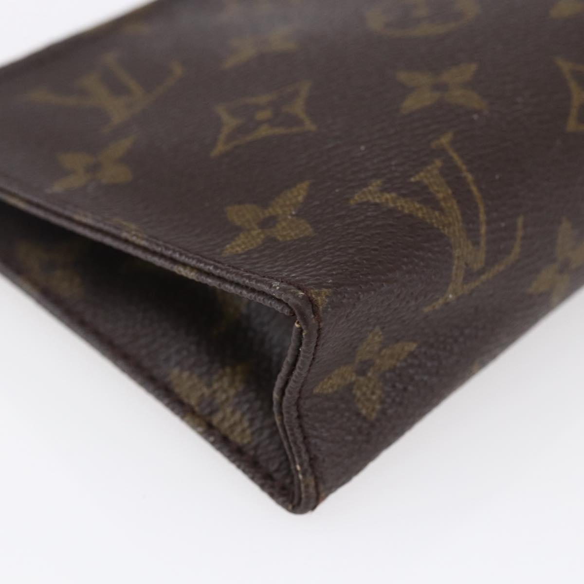 LOUIS VUITTON Monogram Poche Toilette 15 Pouch M47546 LV Auth 150595