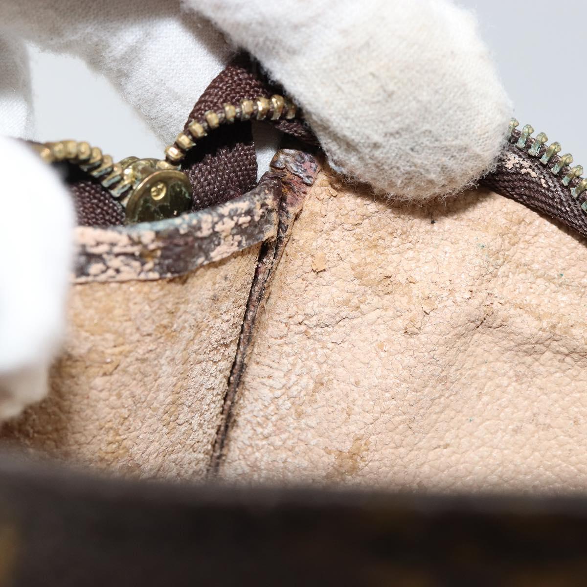 LOUIS VUITTON Monogram Poche Toilette 15 Pouch M47546 LV Auth 150596