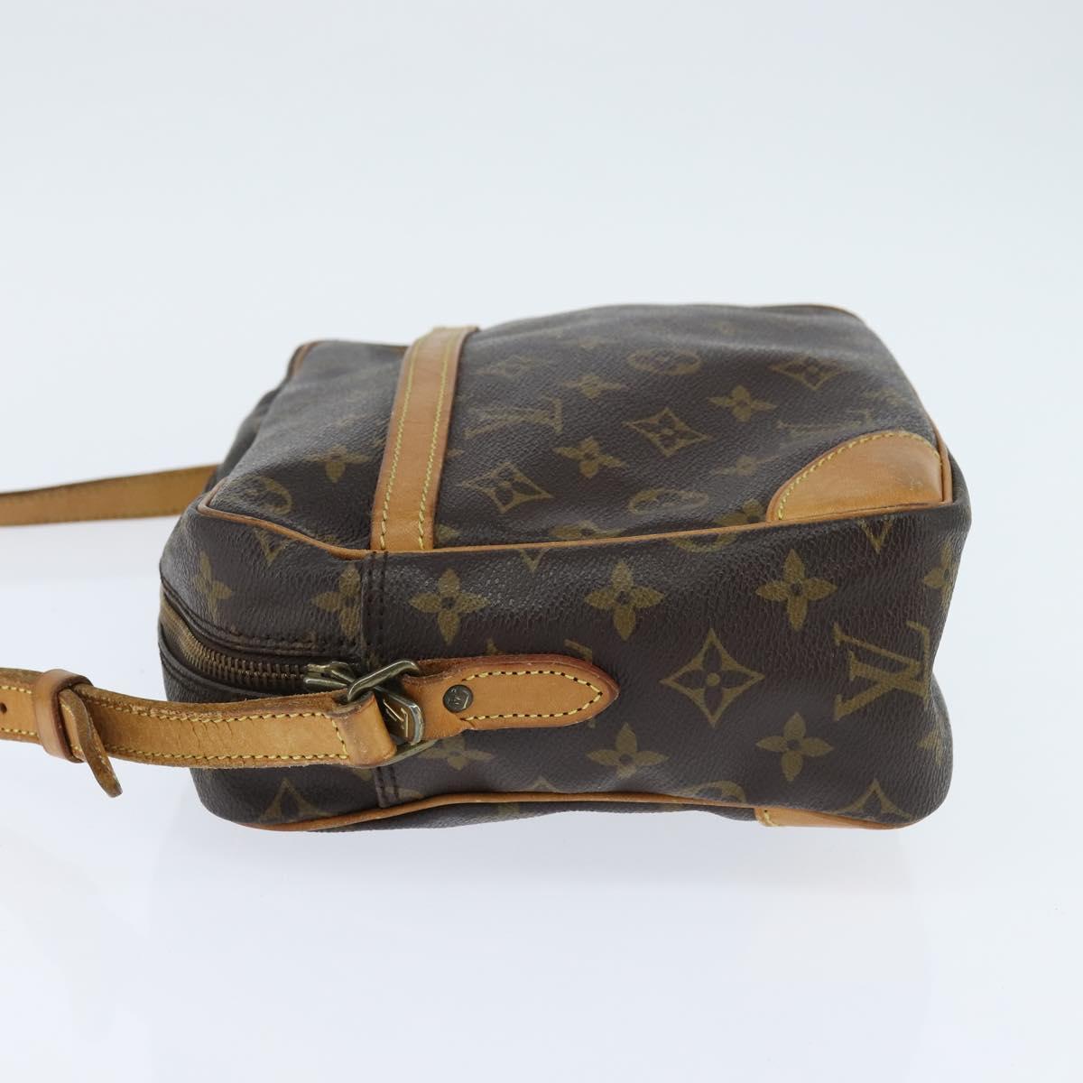 LOUIS VUITTON Monogram Trocadero 30 Shoulder Bag M51272 LV Auth 150671