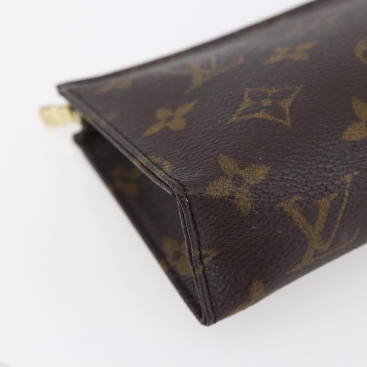 LOUIS VUITTON Monogram Poche Toilette 15 Pouch M47546 LV Auth 150887
