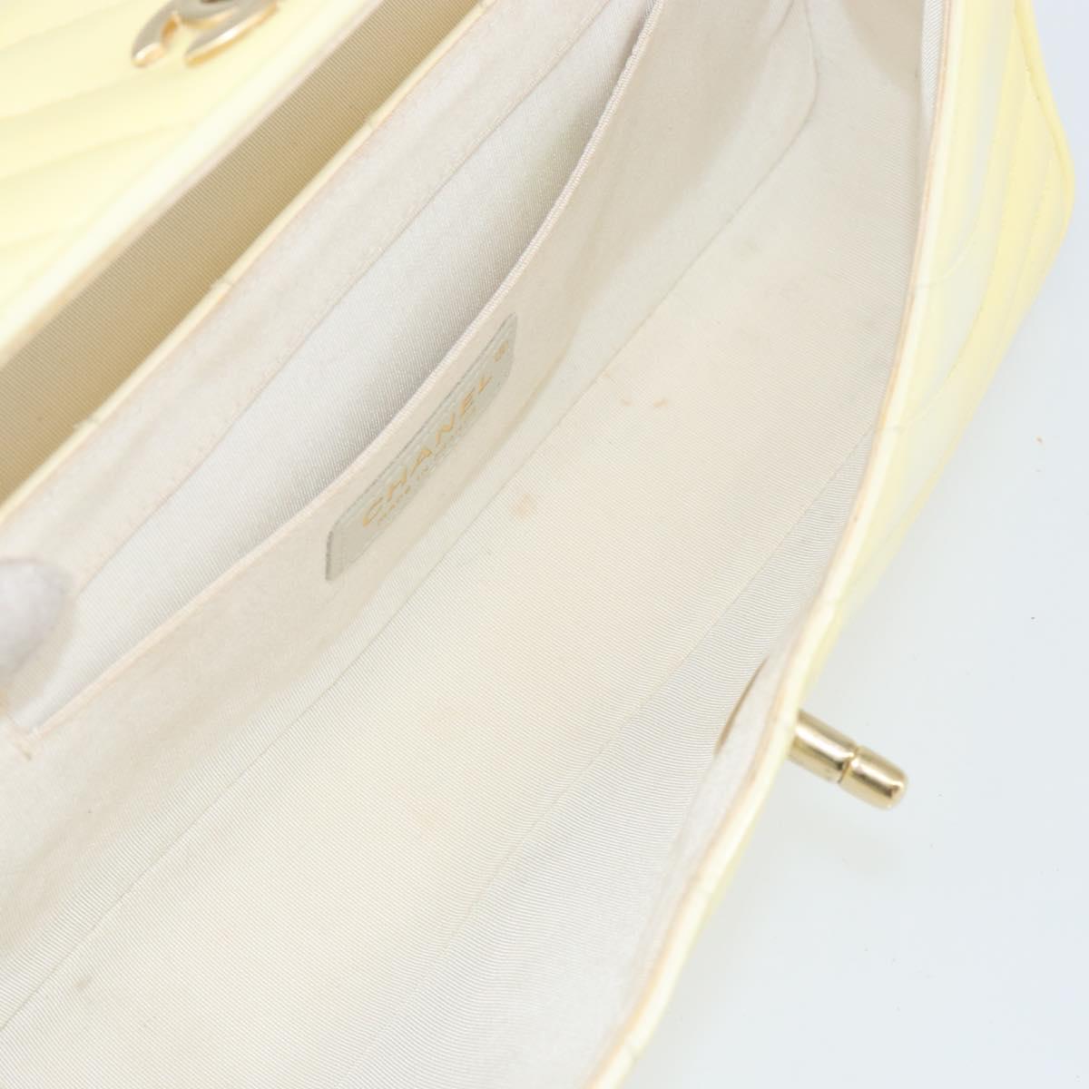 CHANEL Chain V Stitch Shoulder Bag Patent leather White Gold CC Auth 150967