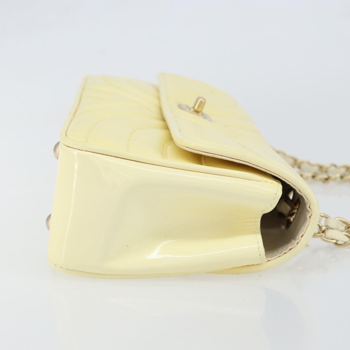 CHANEL Chain V Stitch Shoulder Bag Patent leather White Gold CC Auth 150967