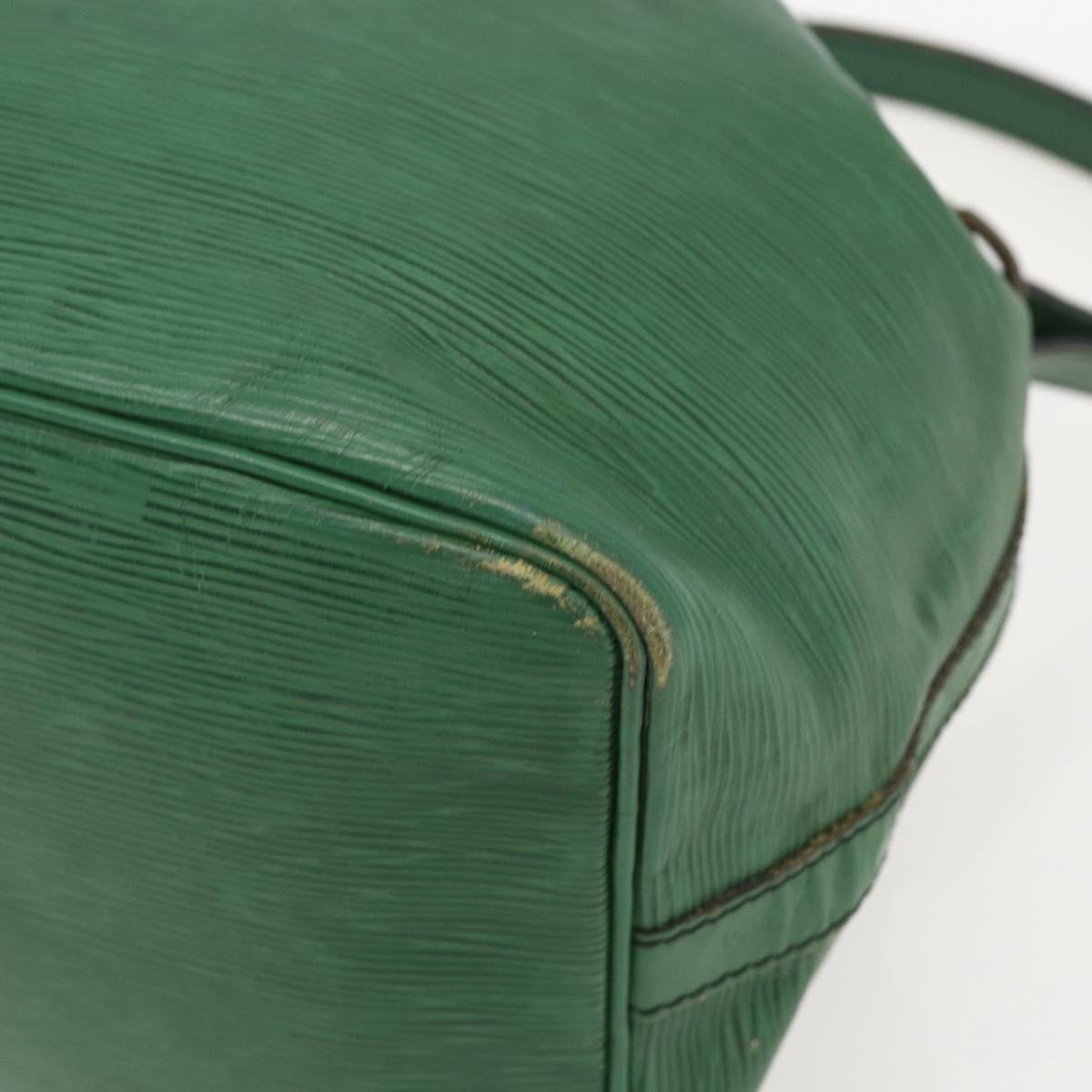 LOUIS VUITTON Epi Petit Noe Shoulder Bag Green M44104 LV Auth 151097