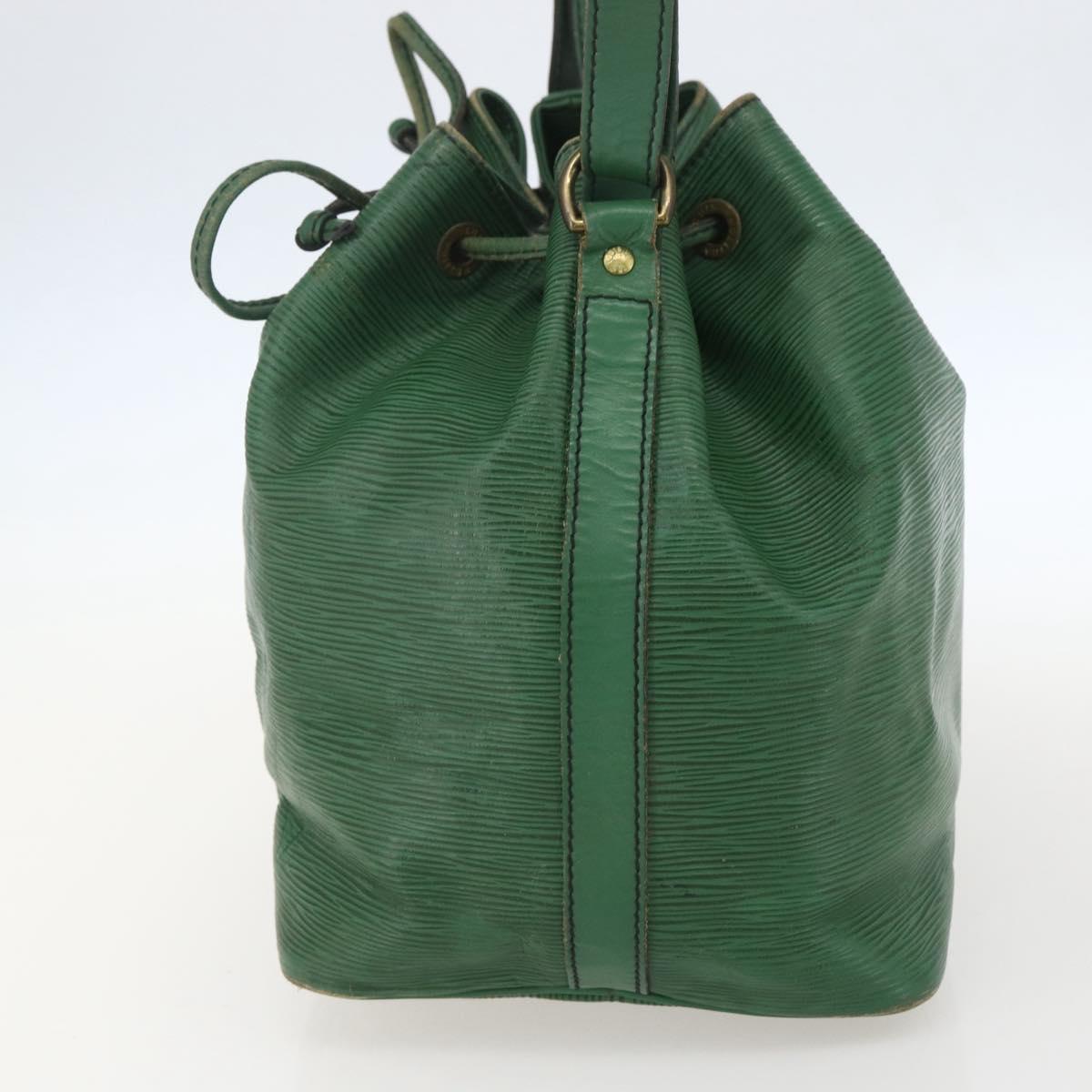 LOUIS VUITTON Epi Petit Noe Shoulder Bag Green M44104 LV Auth 151097