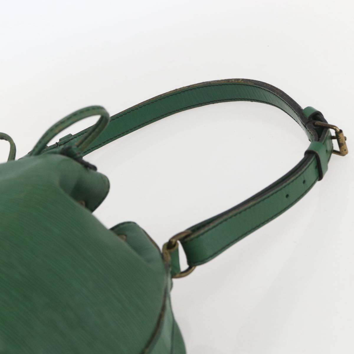 LOUIS VUITTON Epi Petit Noe Shoulder Bag Green M44104 LV Auth 151097