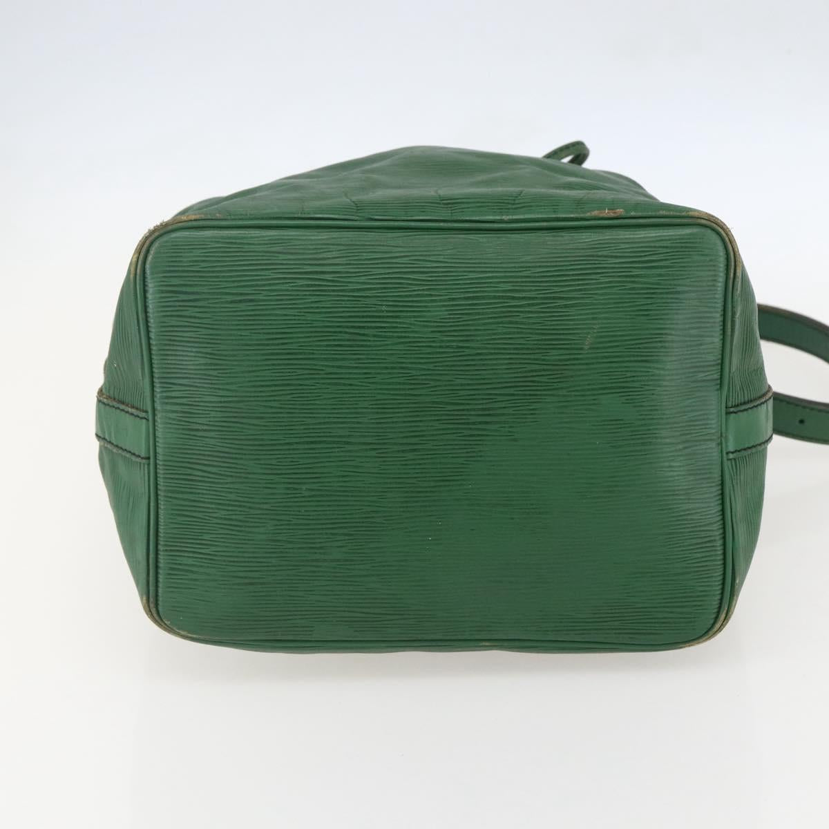 LOUIS VUITTON Epi Petit Noe Shoulder Bag Green M44104 LV Auth 151097