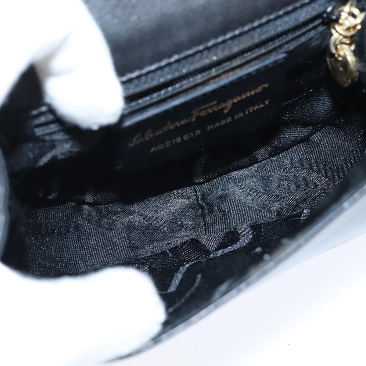 Salvatore Ferragamo Chain Gancini Shoulder Bag Leather Black Gold Auth 151140