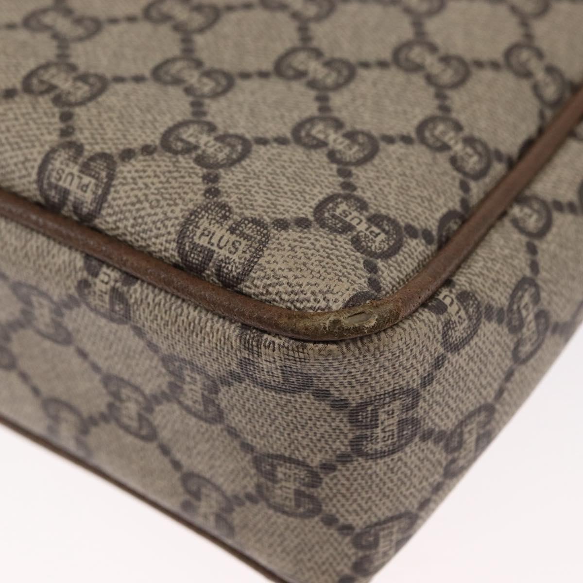 GUCCI GG Plus Supreme Shoulder Bag PVC Beige Gold Auth 151424