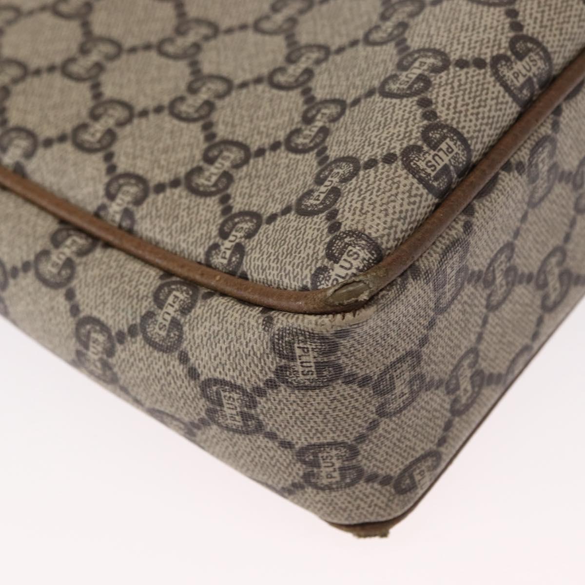 GUCCI GG Plus Supreme Shoulder Bag PVC Beige Gold Auth 151424