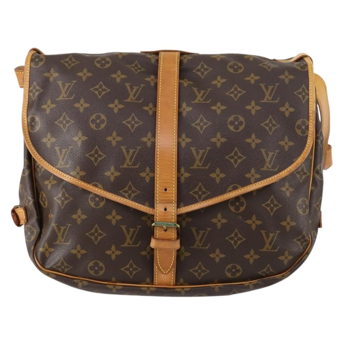 LOUIS VUITTON Monogram Saumur 35 Shoulder Bag M42254 LV Auth 152023