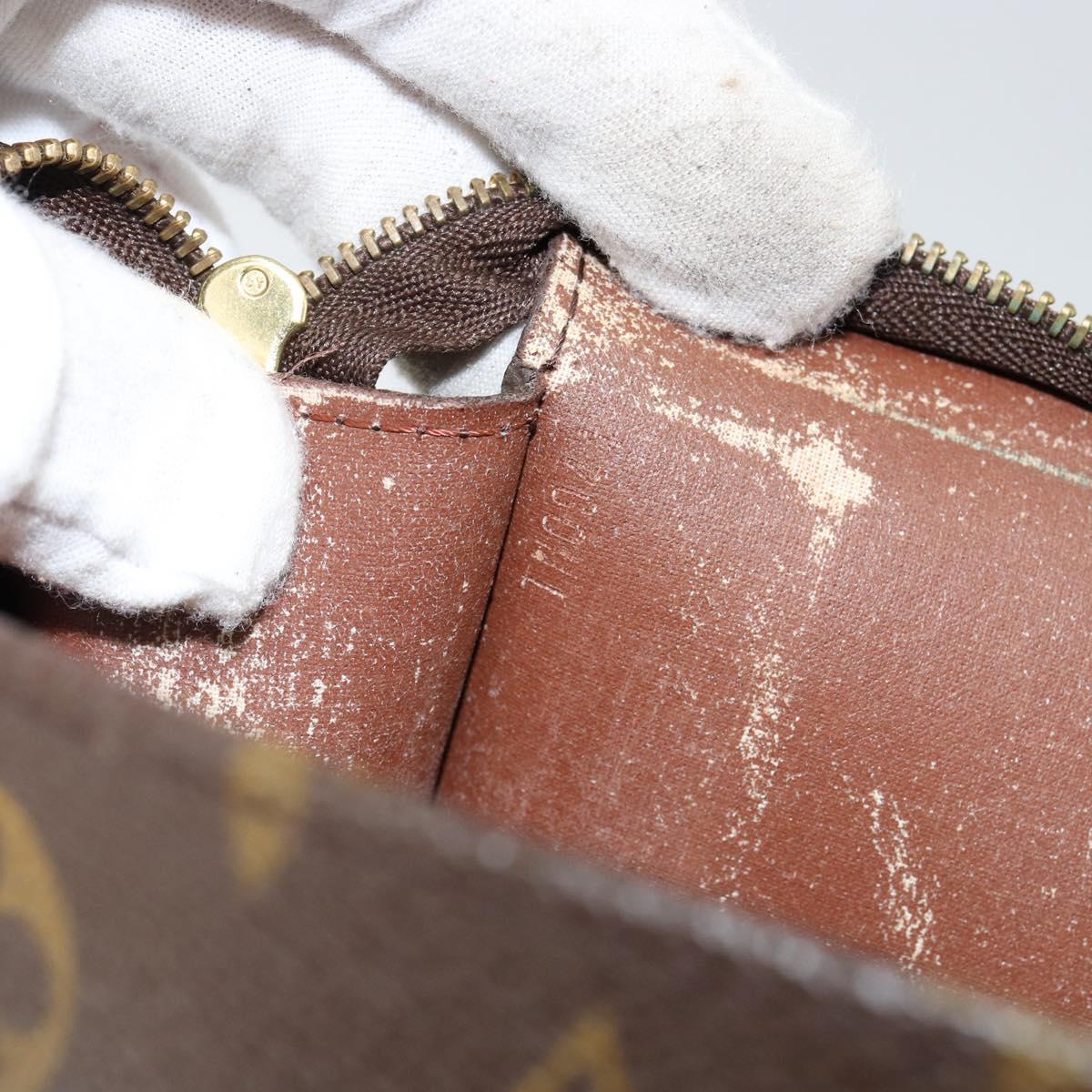 LOUIS VUITTON Monogram Poche Toilette 26 Pouch M47542 LV Auth 152073