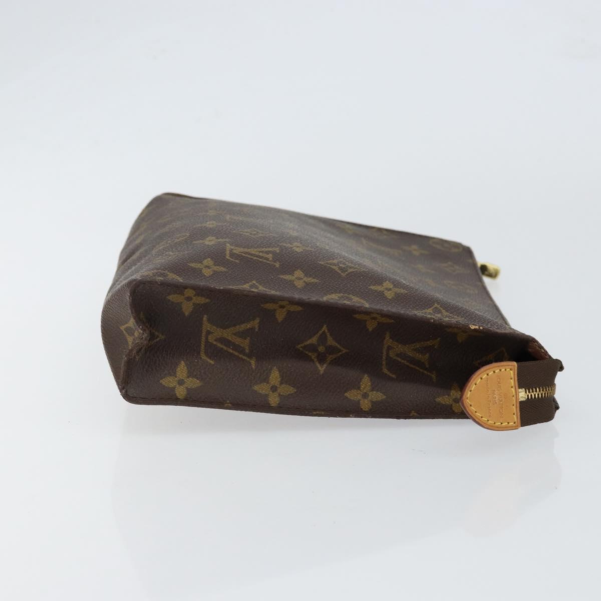 LOUIS VUITTON Monogram Poche Toilette 26 Pouch M47542 LV Auth 152073