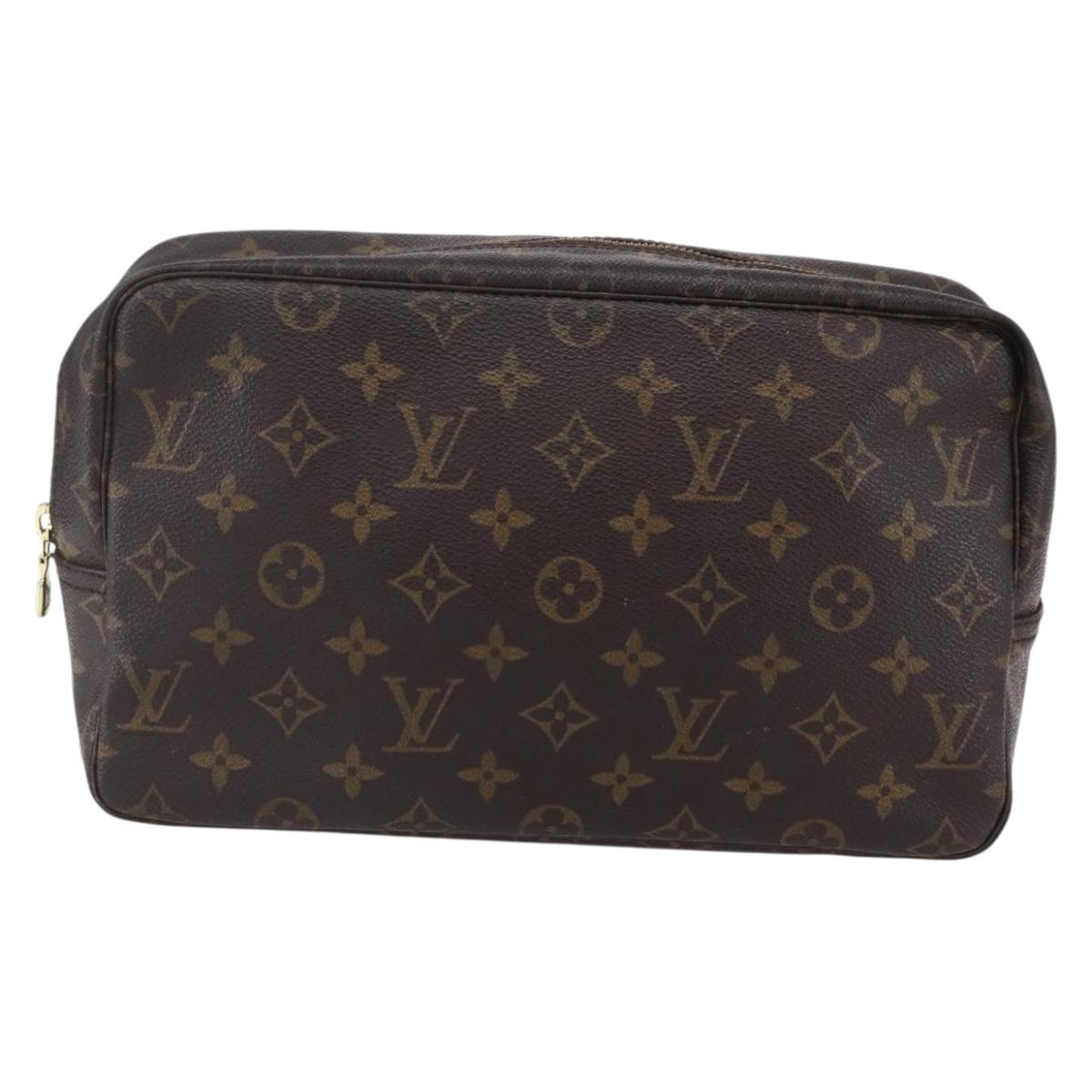 LOUIS VUITTON Monogram Trousse Toilette 28 Clutch Bag M47522 LV Auth 152122