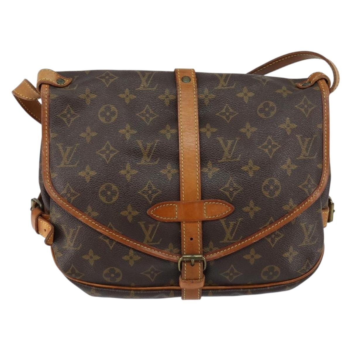 LOUIS VUITTON Monogram Saumur 30 Shoulder Bag M42256 LV Auth 152170