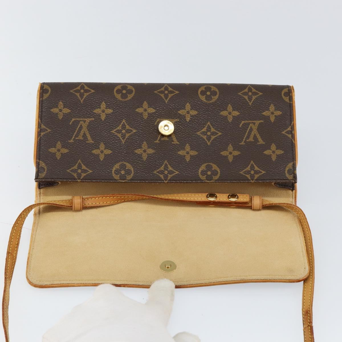 LOUIS VUITTON Monogram Pochette Twin GM Shoulder Bag M51852 LV Auth 152210