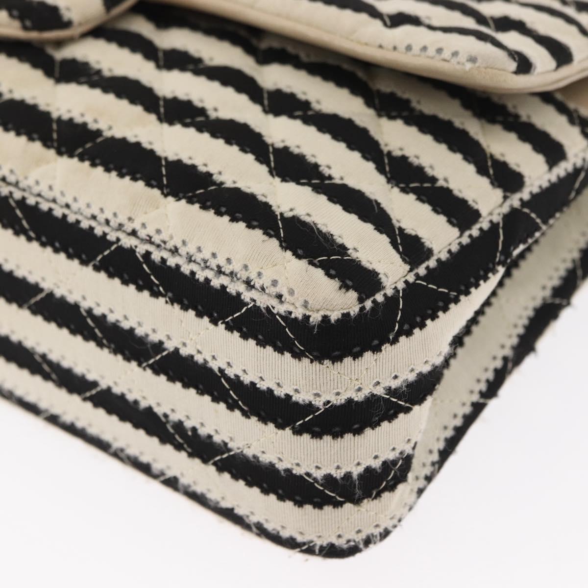 CHANEL Matelasse Chain Double Flap Chain Bag Knitted White CC Auth 152291SAV