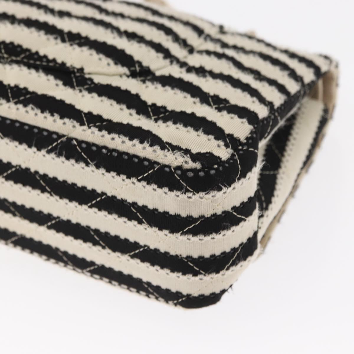 CHANEL Matelasse Chain Double Flap Chain Bag Knitted White CC Auth 152291SAV