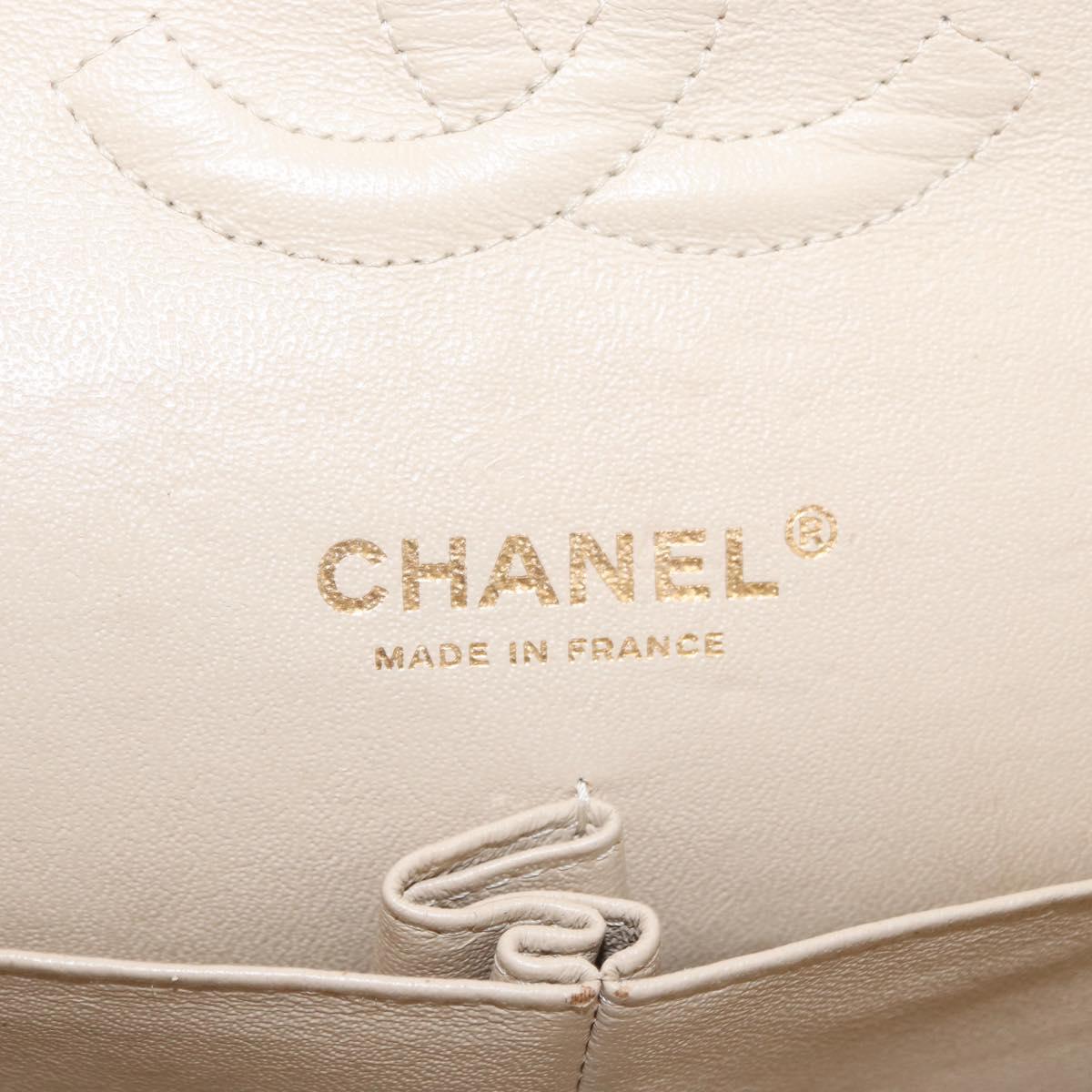 CHANEL Matelasse Chain Double Flap Chain Bag Knitted White CC Auth 152291SAV