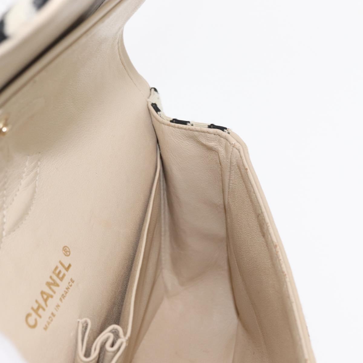 CHANEL Matelasse Chain Double Flap Chain Bag Knitted White CC Auth 152291SAV