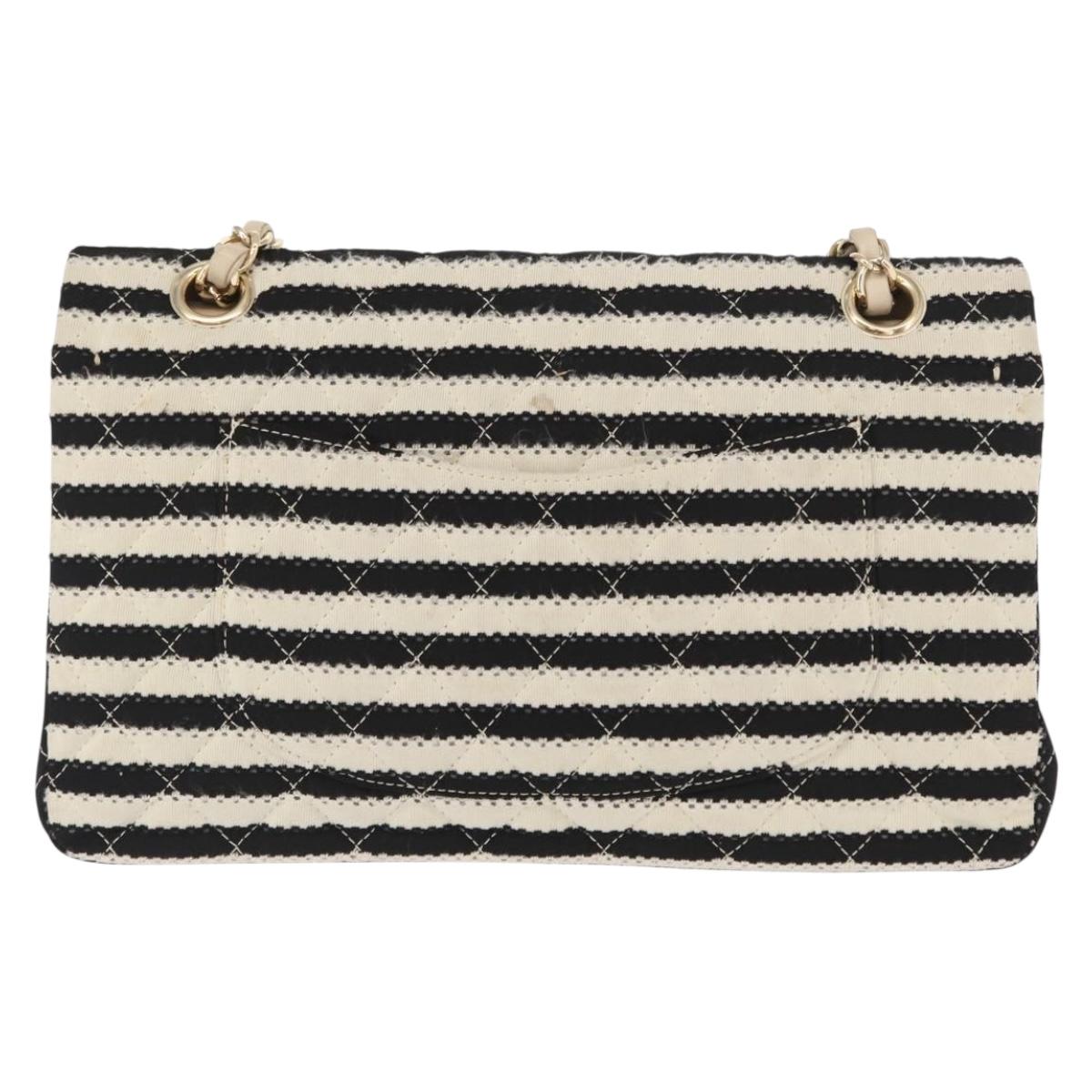 CHANEL Matelasse Chain Double Flap Chain Bag Knitted White CC Auth 152291SAV