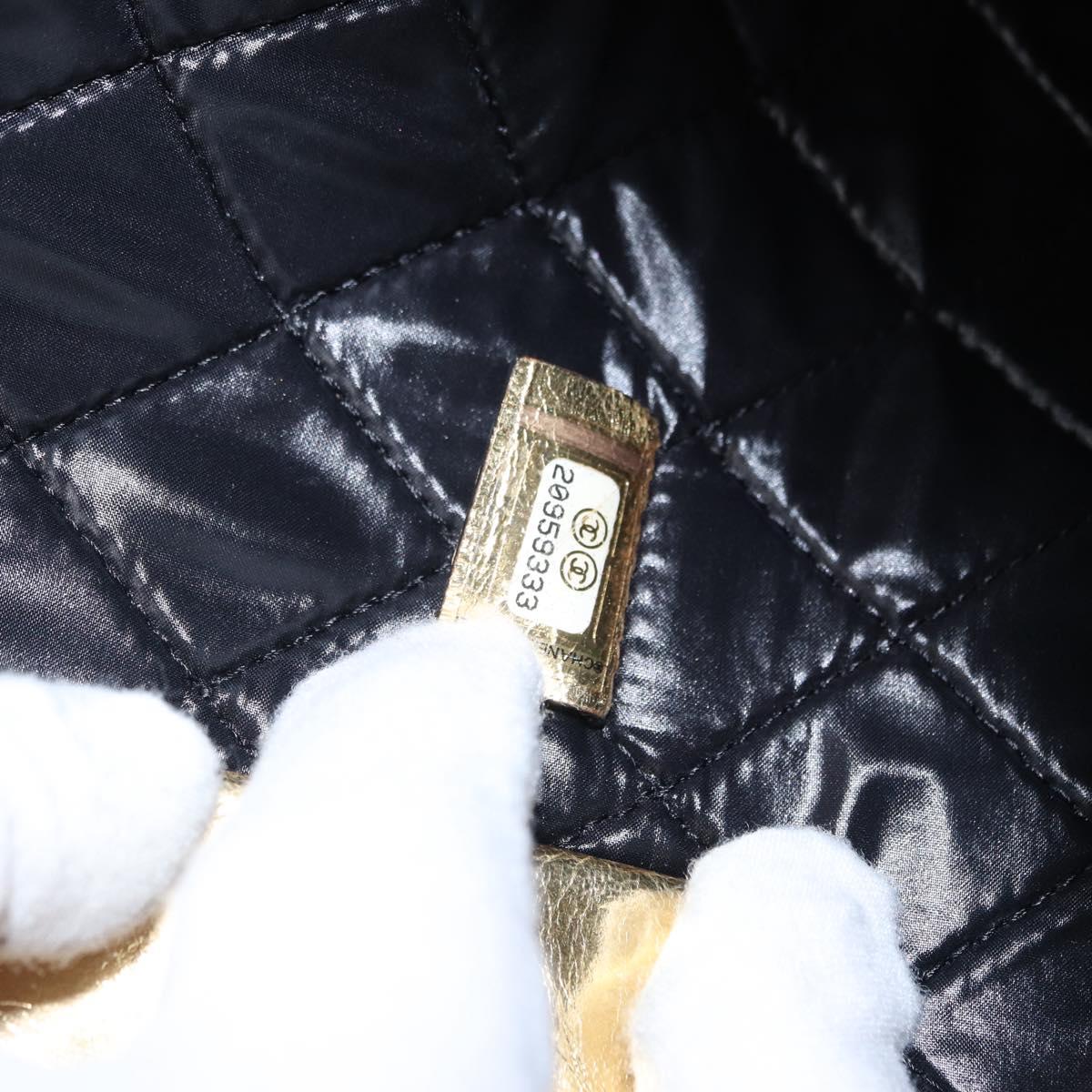 CHANEL Clutch Bag Leather Gold CC Auth 152375AM