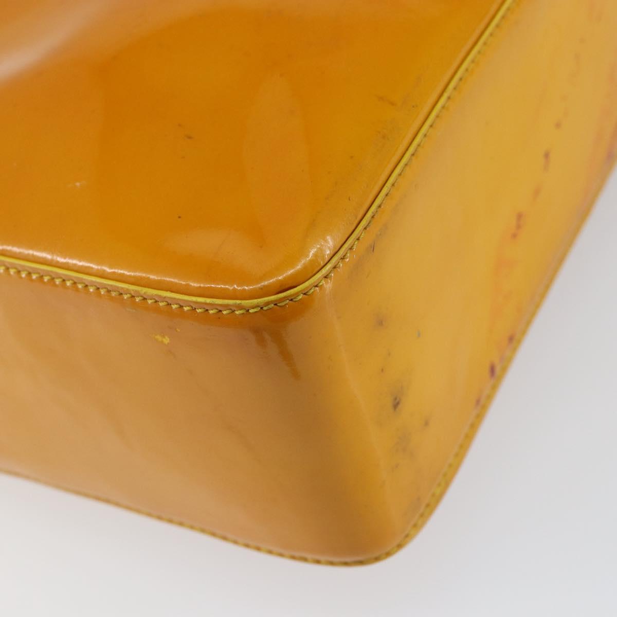 CHANEL Tote Bag Enamel Yellow Gold CC Auth 152376