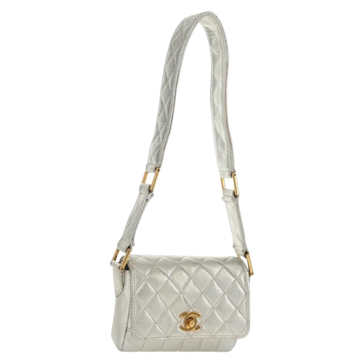 CHANEL Matelasse Shoulder Bag Leather Silver Gold CC Auth 152450AV