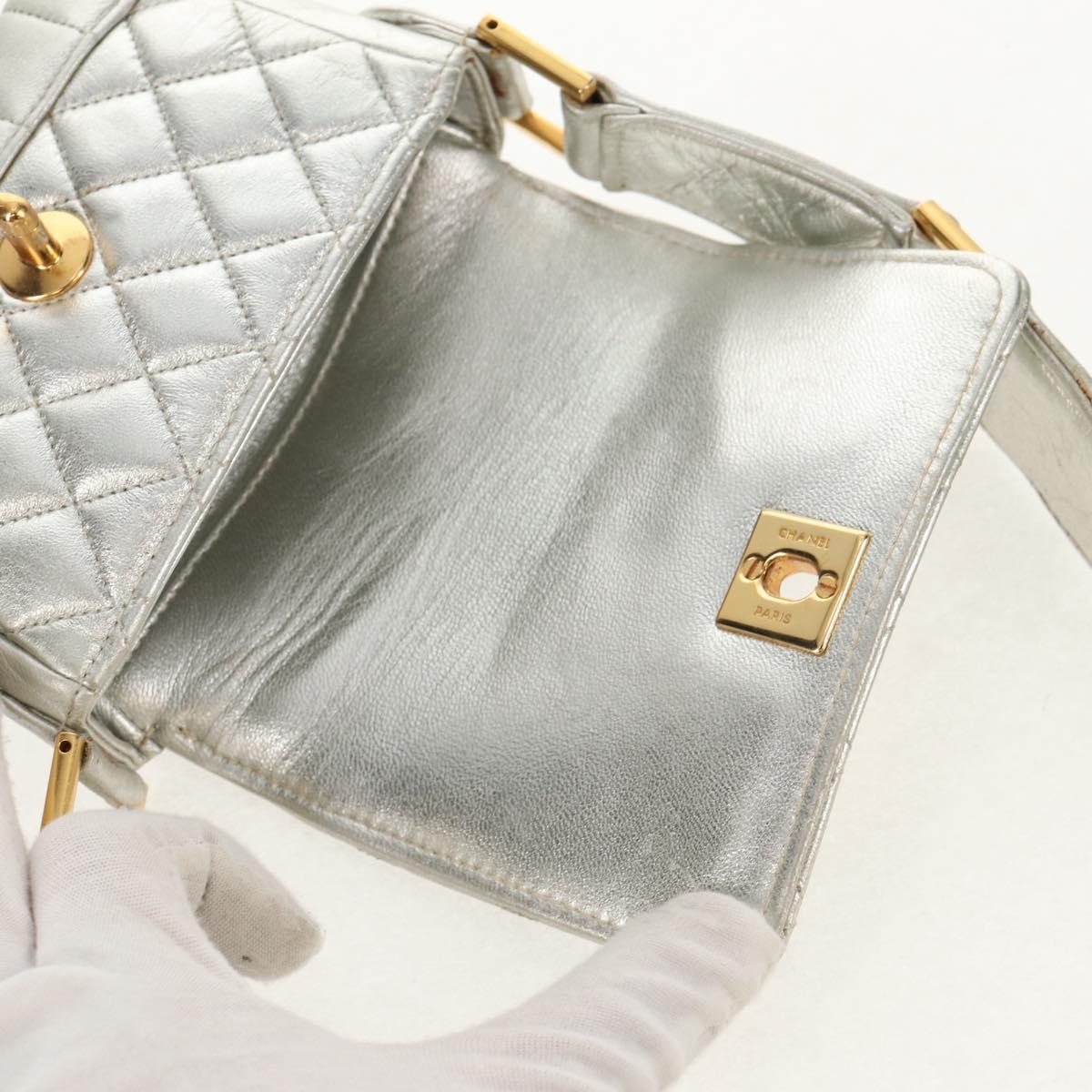CHANEL Matelasse Shoulder Bag Leather Silver Gold CC Auth 152450AV