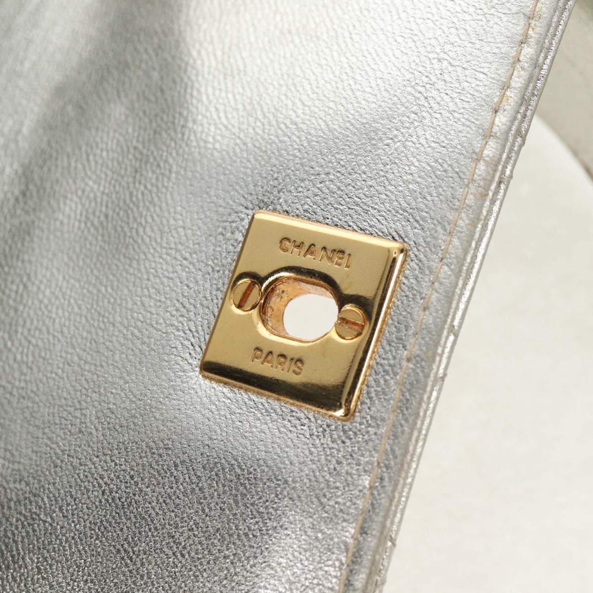 CHANEL Matelasse Shoulder Bag Leather Silver Gold CC Auth 152450SAV