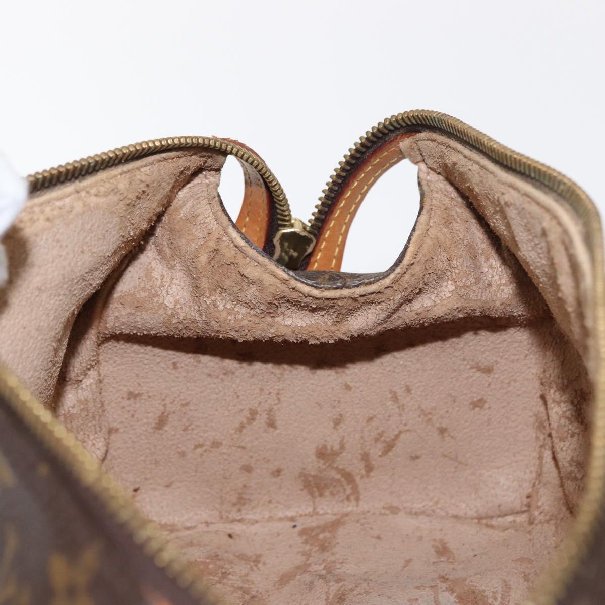 LOUIS VUITTON Monogram Trousse Patte Pression Cosmetic Pouch M47636 Auth 152526