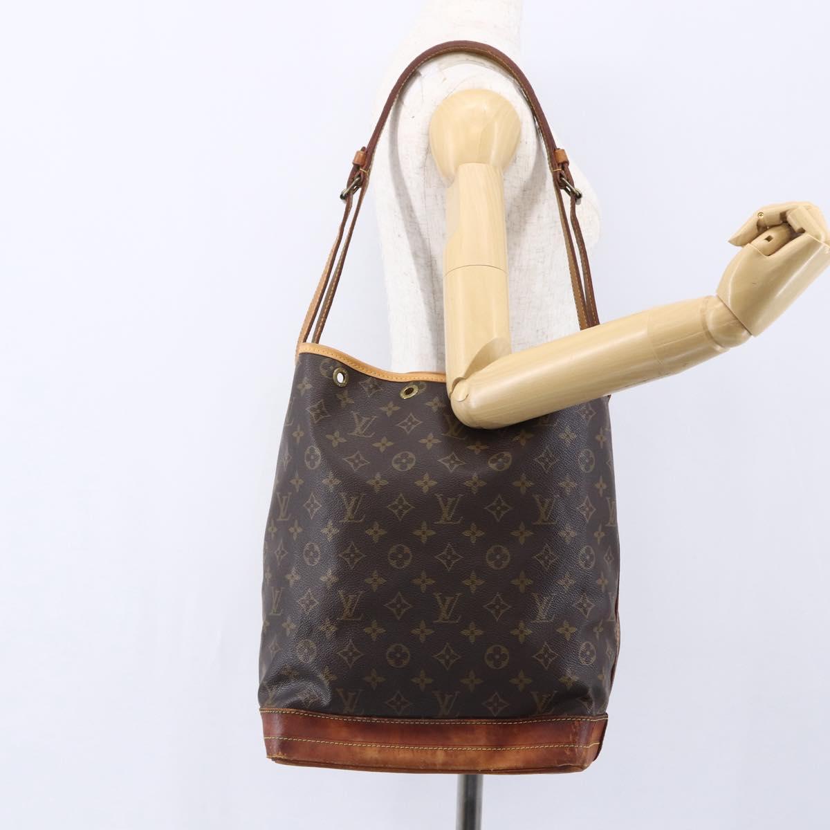LOUIS VUITTON Monogram Noe Shoulder Bag M42224 LV Auth 152658