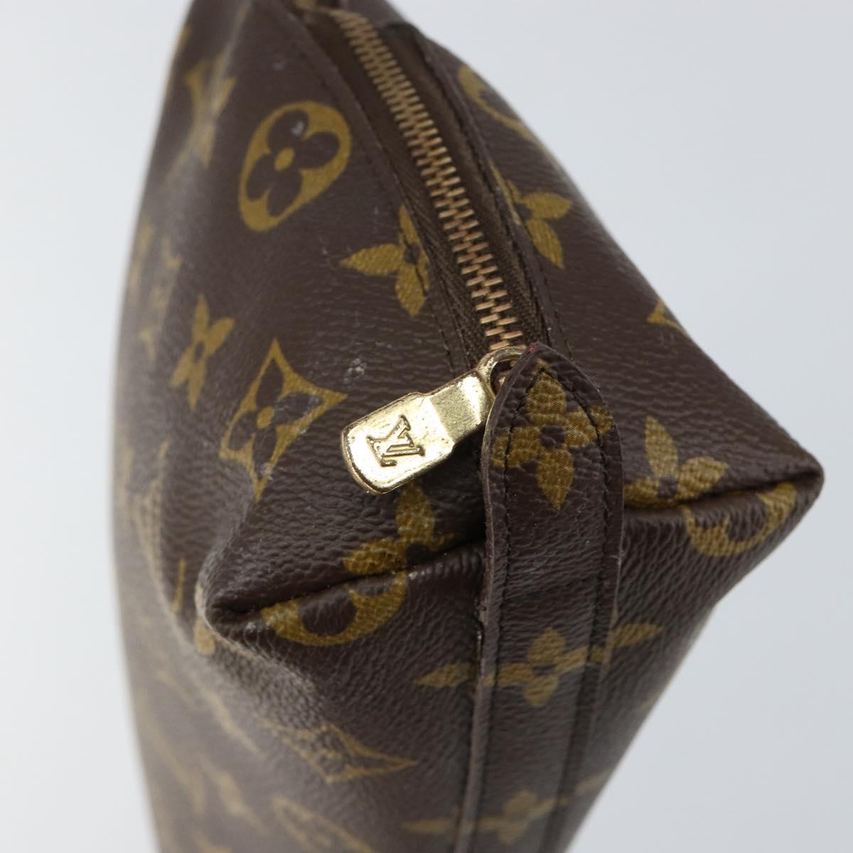 LOUIS VUITTON Monogram Trousse Demi Ronde Cosmetic Pouch M47520 LV Auth 152763